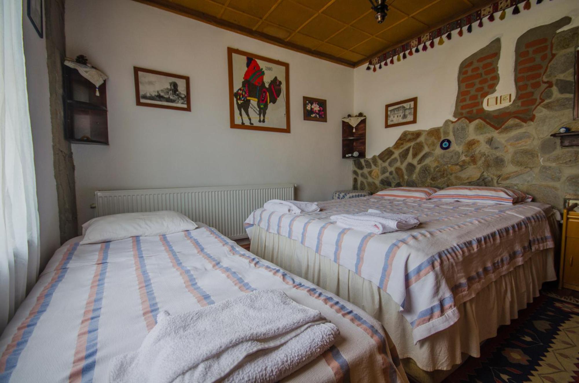 Agora Pansiyon Kapikiri Exteriör bild