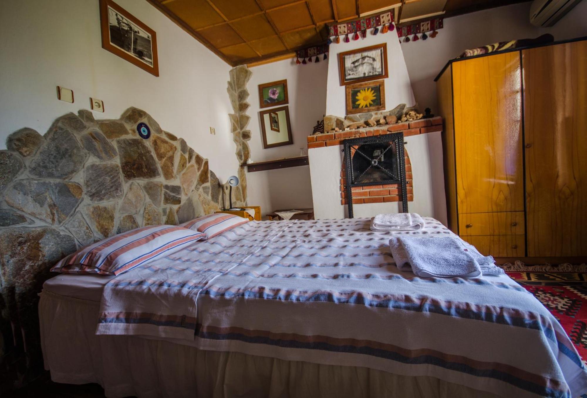Agora Pansiyon Kapikiri Rum bild