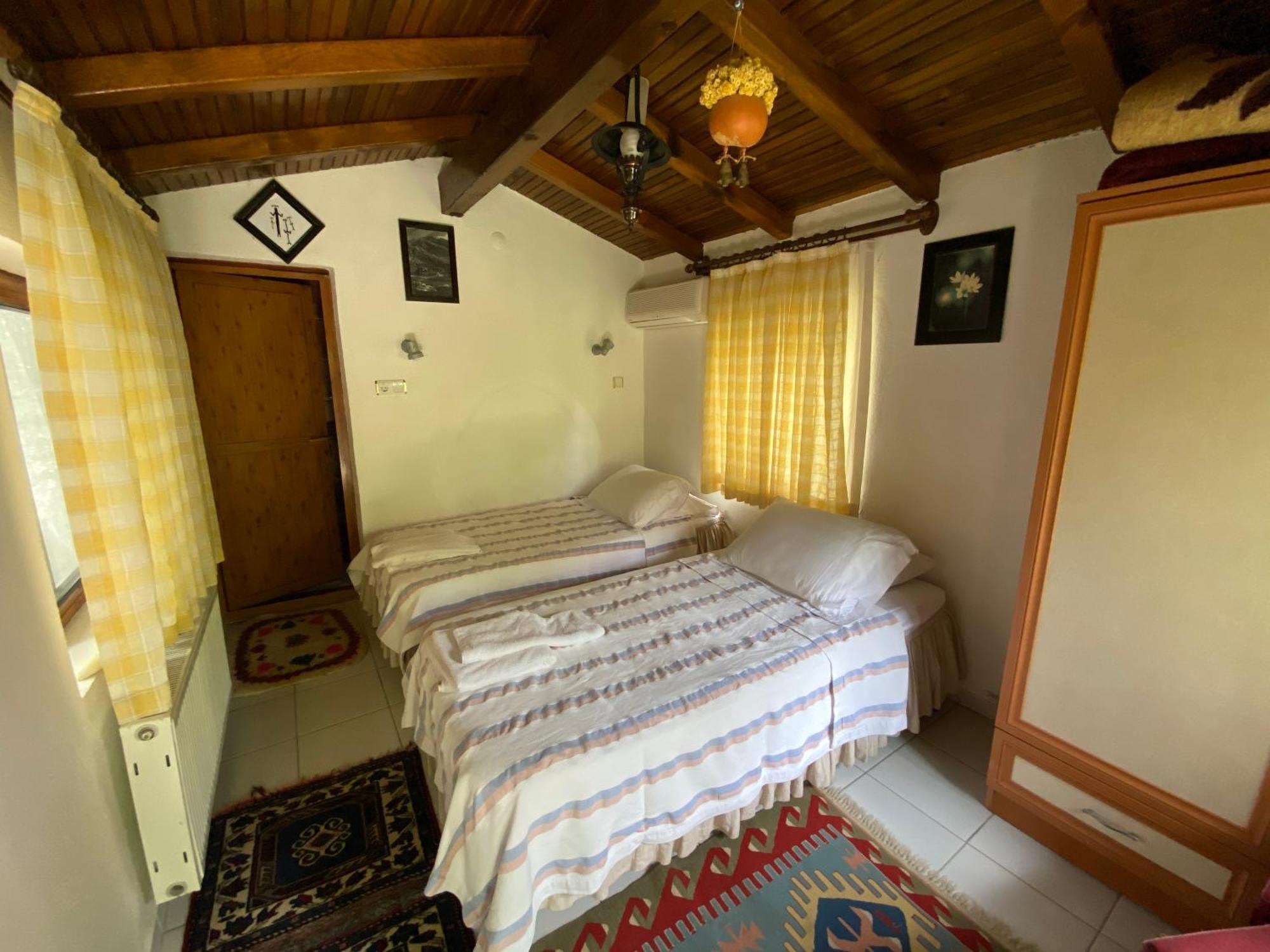 Agora Pansiyon Kapikiri Rum bild